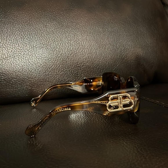 Balenciaga women’s BB logo monogram BB0069S square frame sunglass NEW - Picture 6 of 14